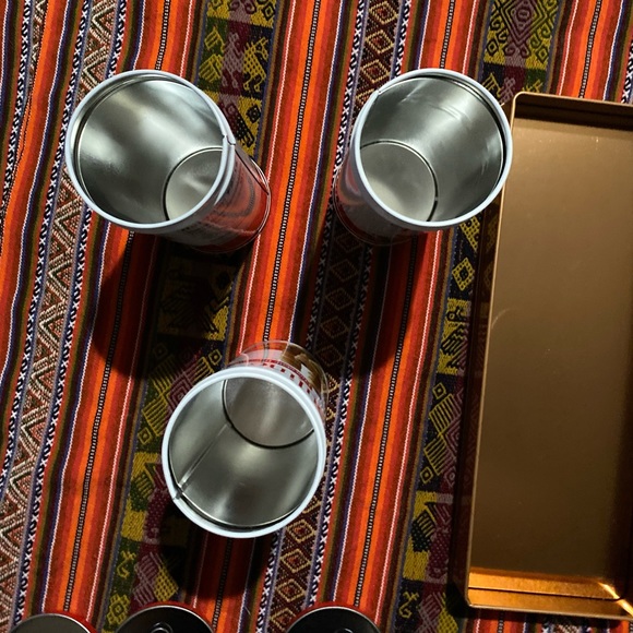 Storage and gift tins (4 total) Assorted Size, Brands, and Shapes - Picture 12 of 14